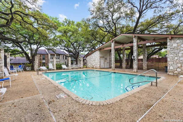 $1,495 | 11303 Vance Jackson, Unit K2, San Antonio, TX 78230