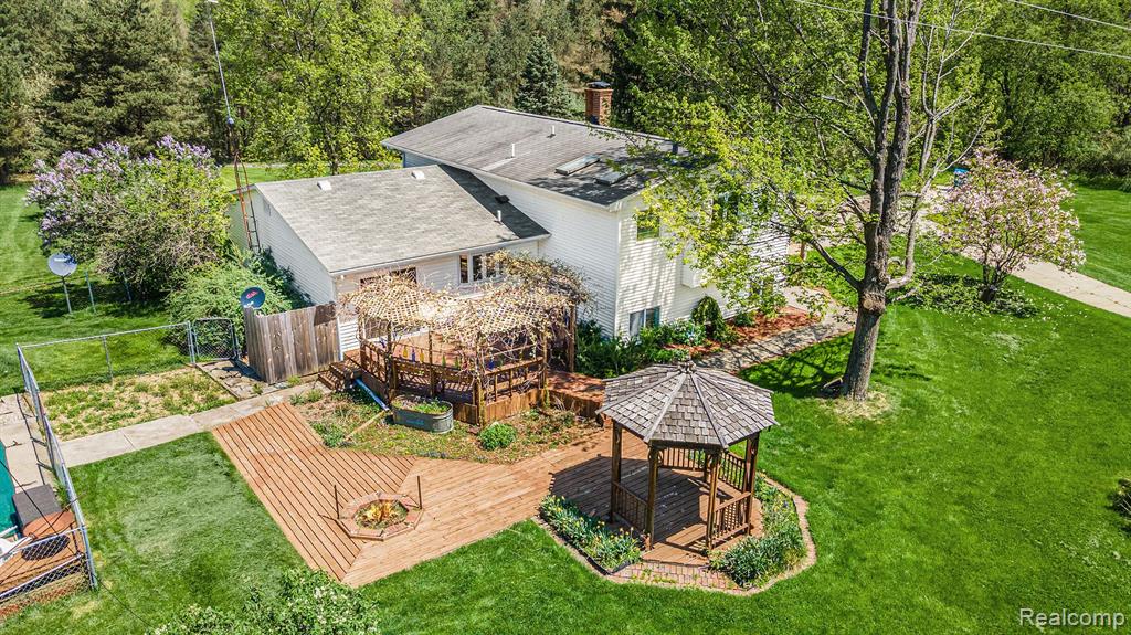 5875 McDowell Road Lapeer, MI 48446 - Photo 7 of 42