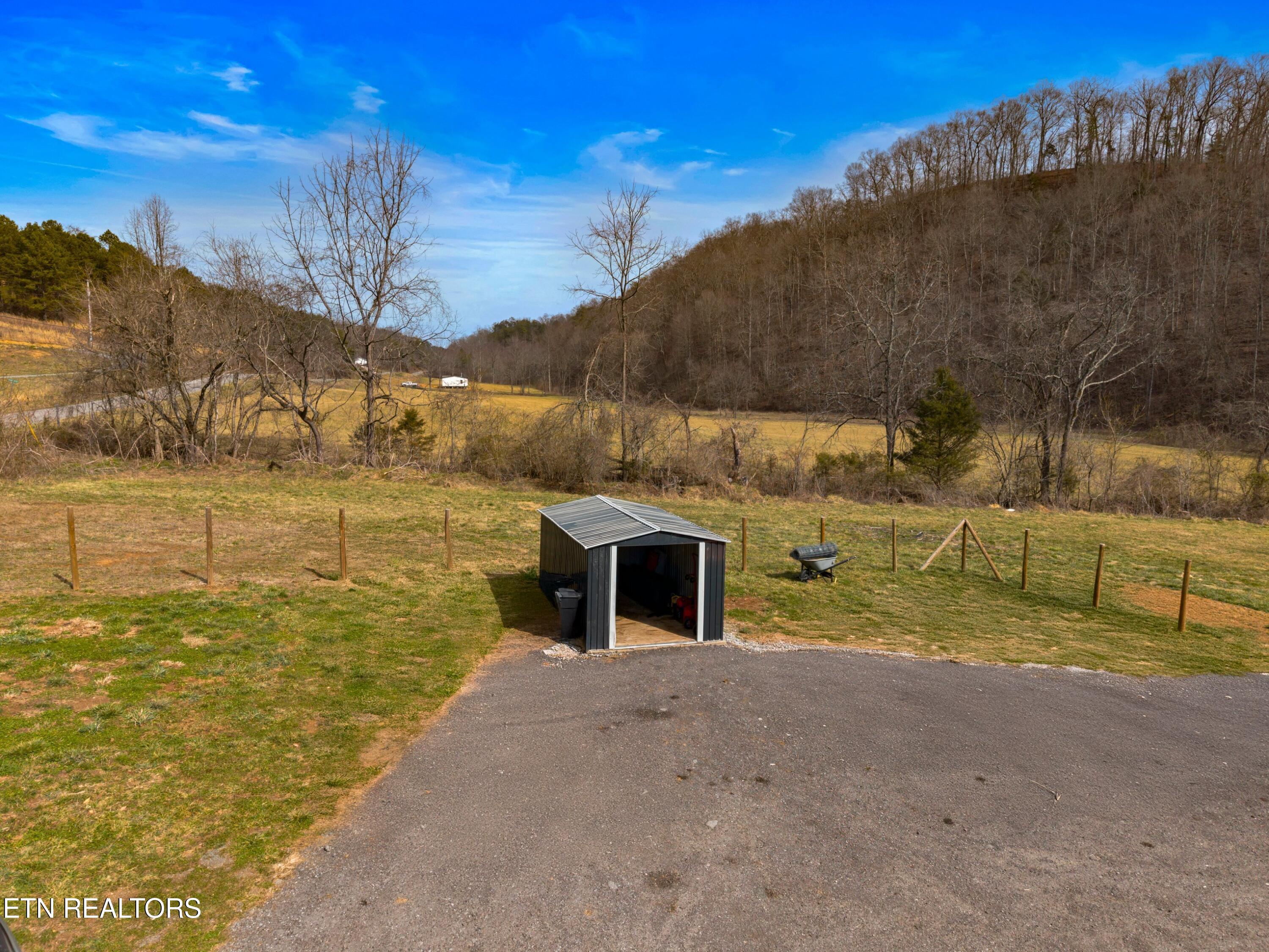 2484 Upper Caney Valley Road Tazewell, TN 37879 - Photo 33 of 46 033-2484UpperCaneyValley-Tazewell-TN-378