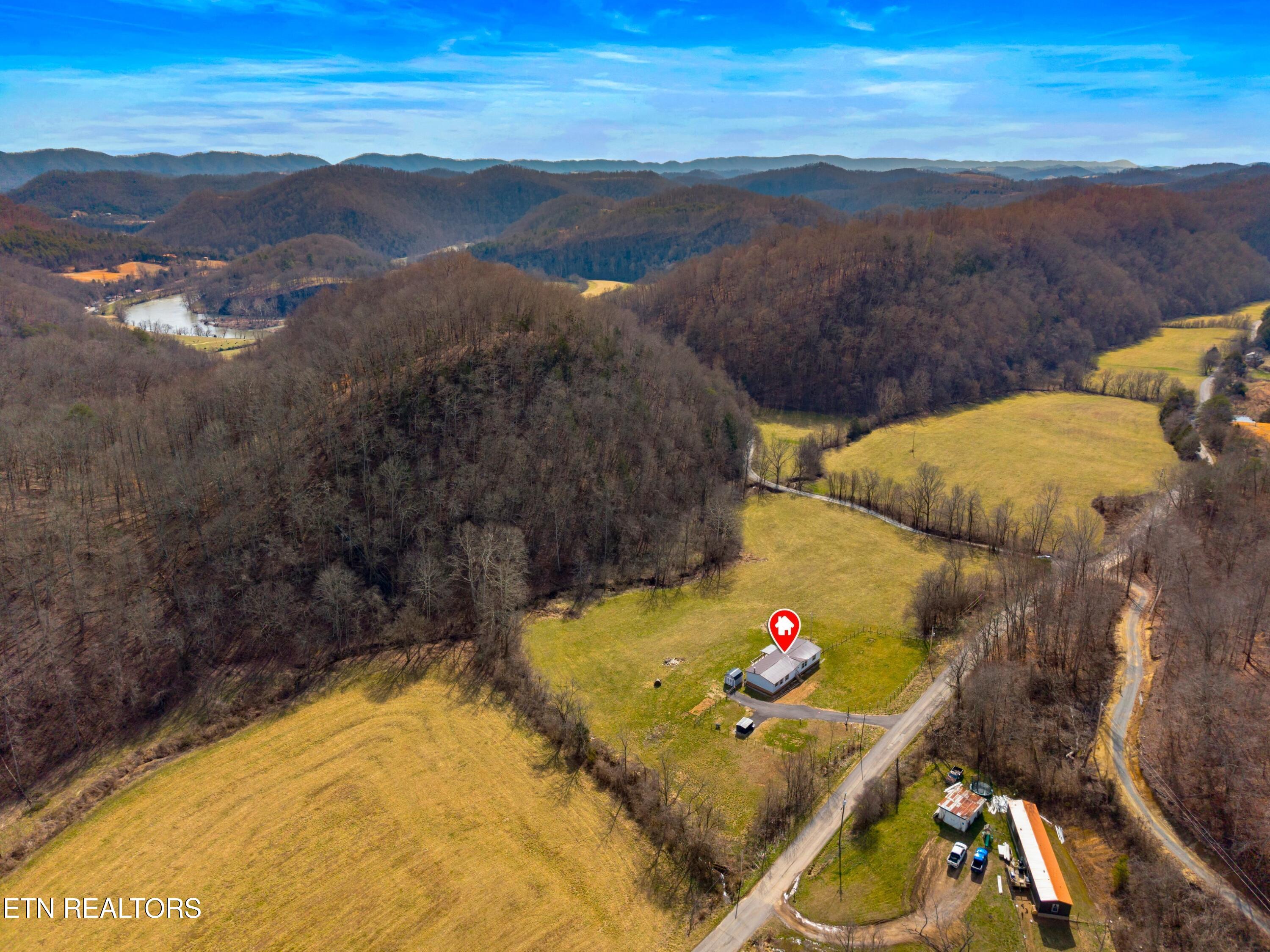 2484 Upper Caney Valley Road Tazewell, TN 37879 - Photo 36 of 46 036-2484UpperCaneyValley-Tazewell-TN-378