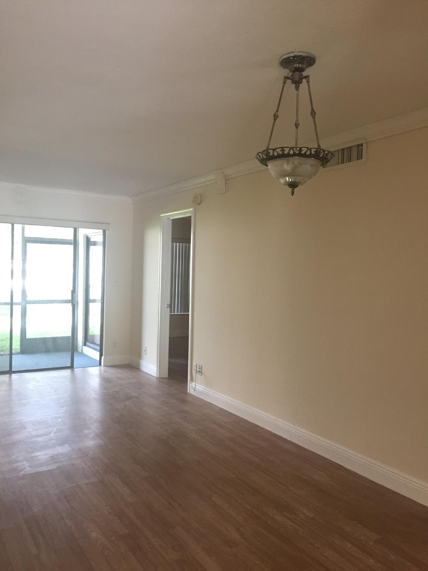 301 Olivewood Place, Unit O128 Boca Raton, FL 33431 - Photo 2 of 5 living area