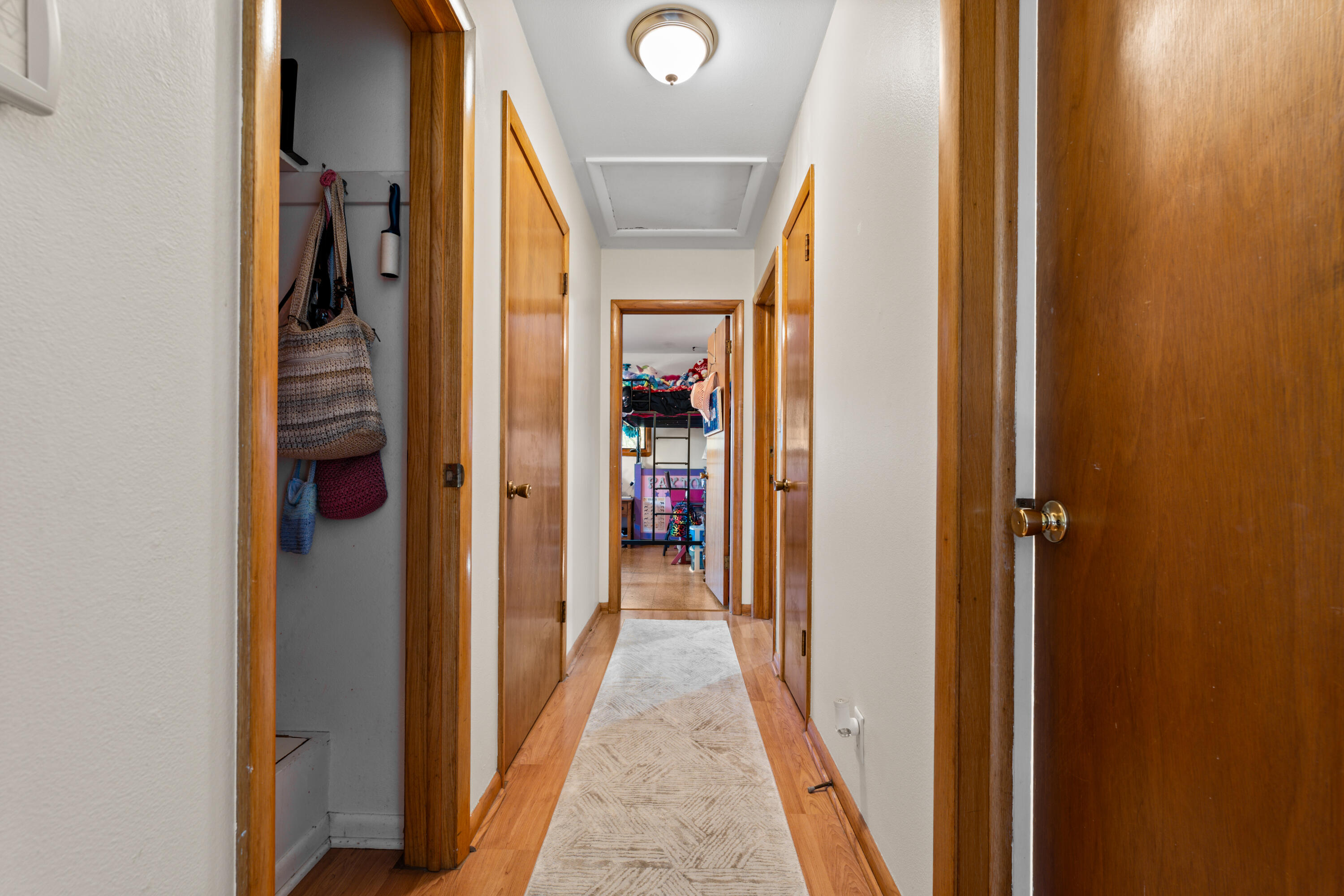 18785 Davidson Road Brookfield, WI 53045 - Photo 8 of 44 P1146152