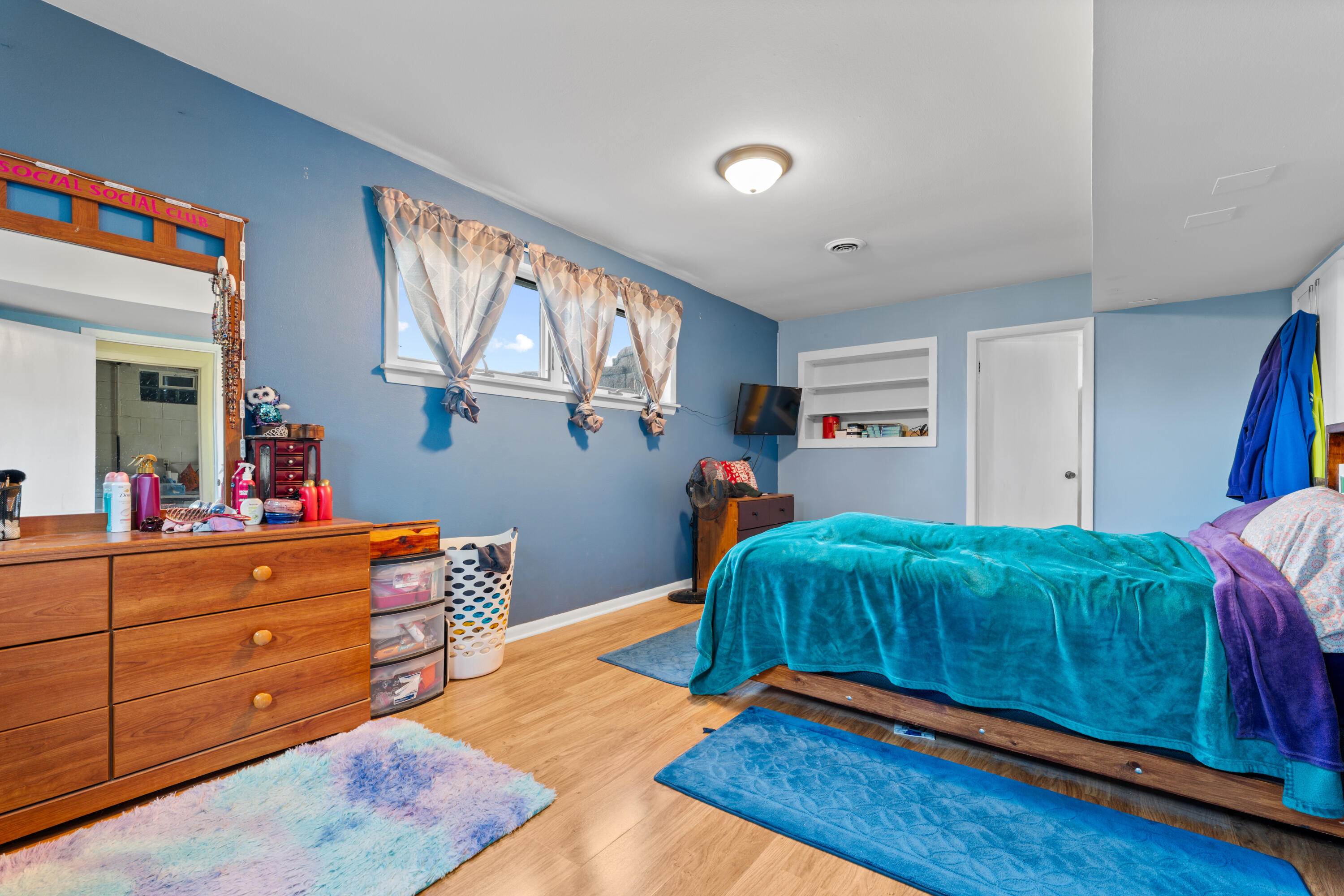 18785 Davidson Road Brookfield, WI 53045 - Photo 15 of 44 P1146197