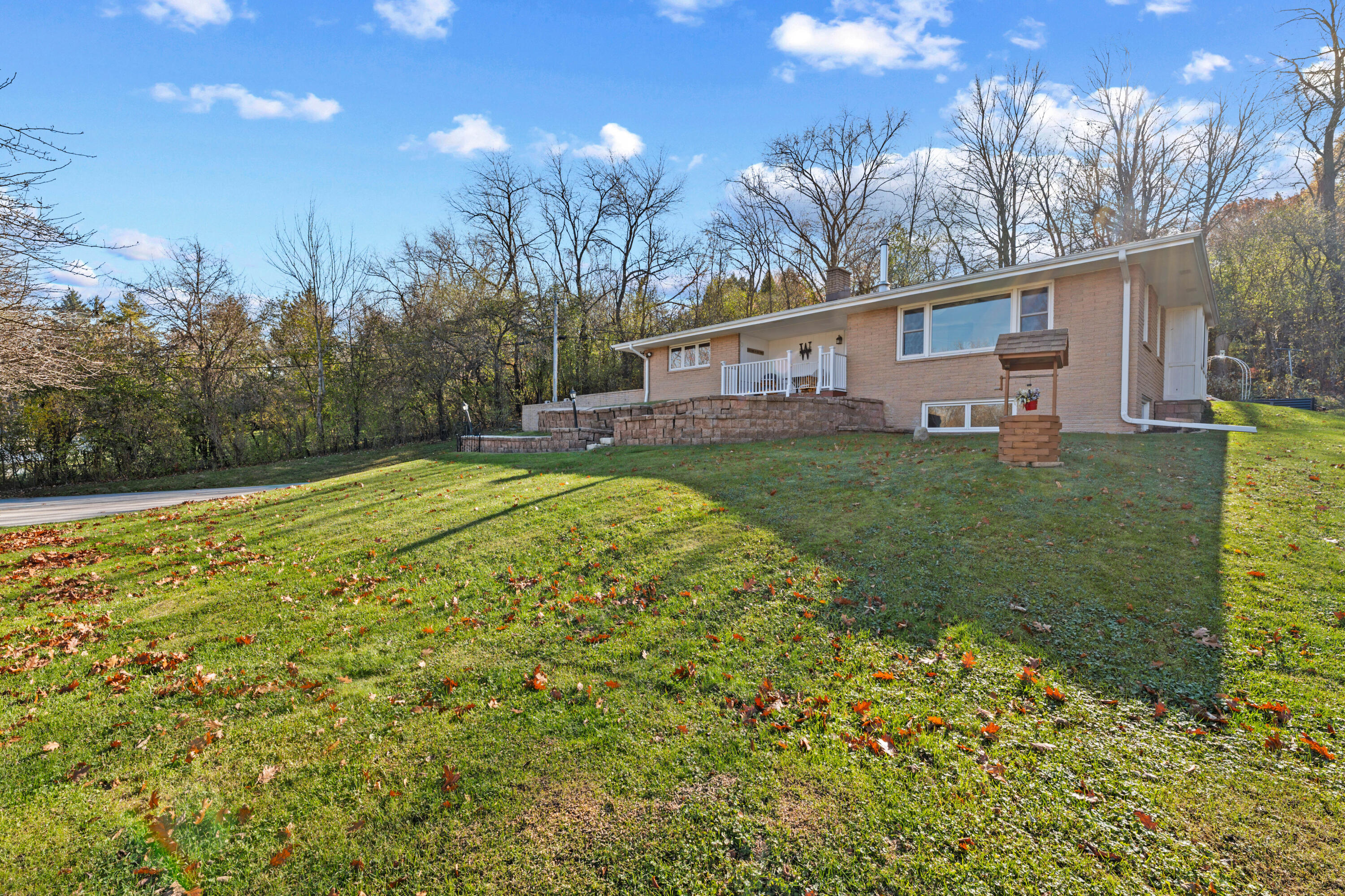 18785 Davidson Road Brookfield, WI 53045 - Photo 28 of 44 P1146071