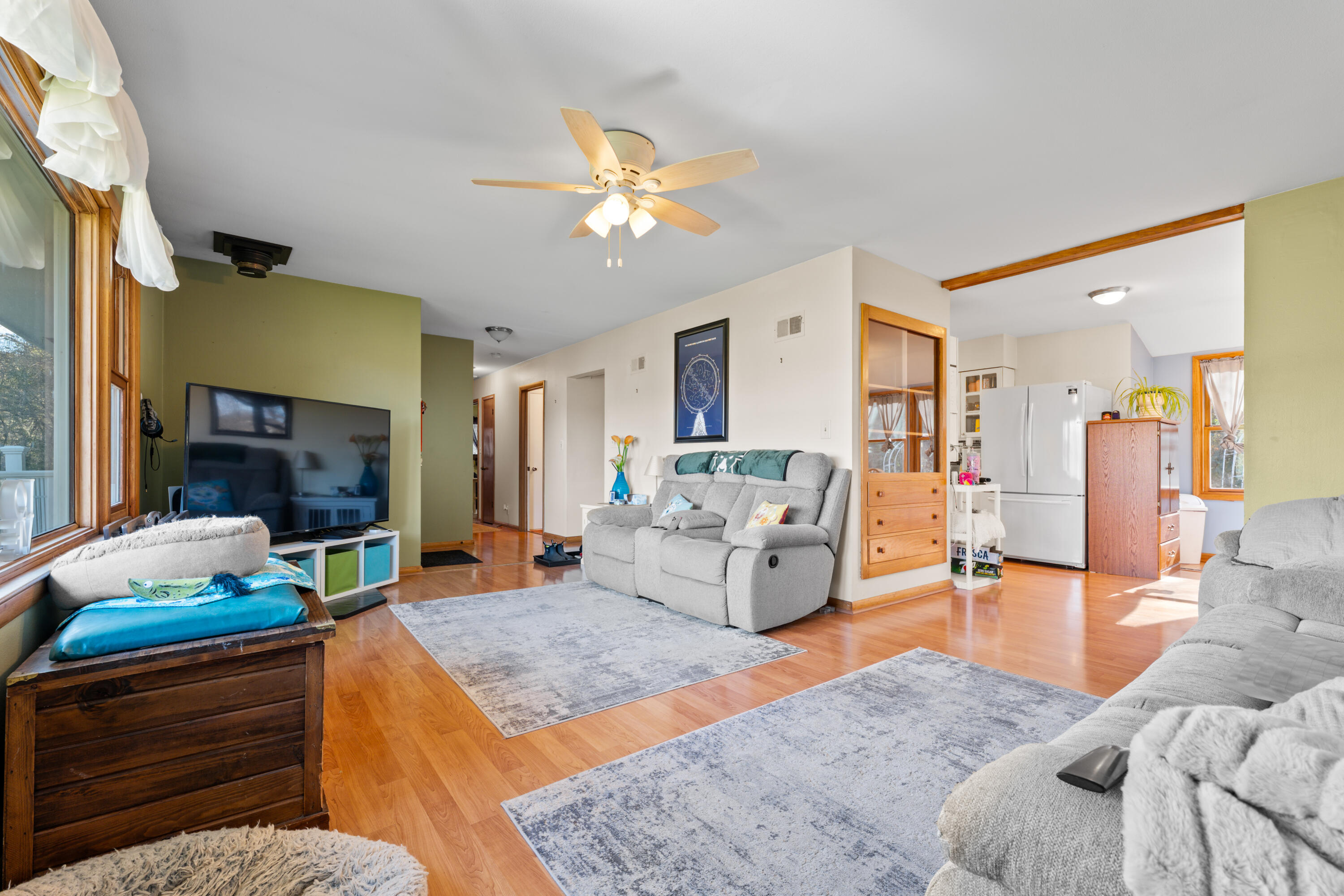 18785 Davidson Road Brookfield, WI 53045 - Photo 3 of 44 P1146112