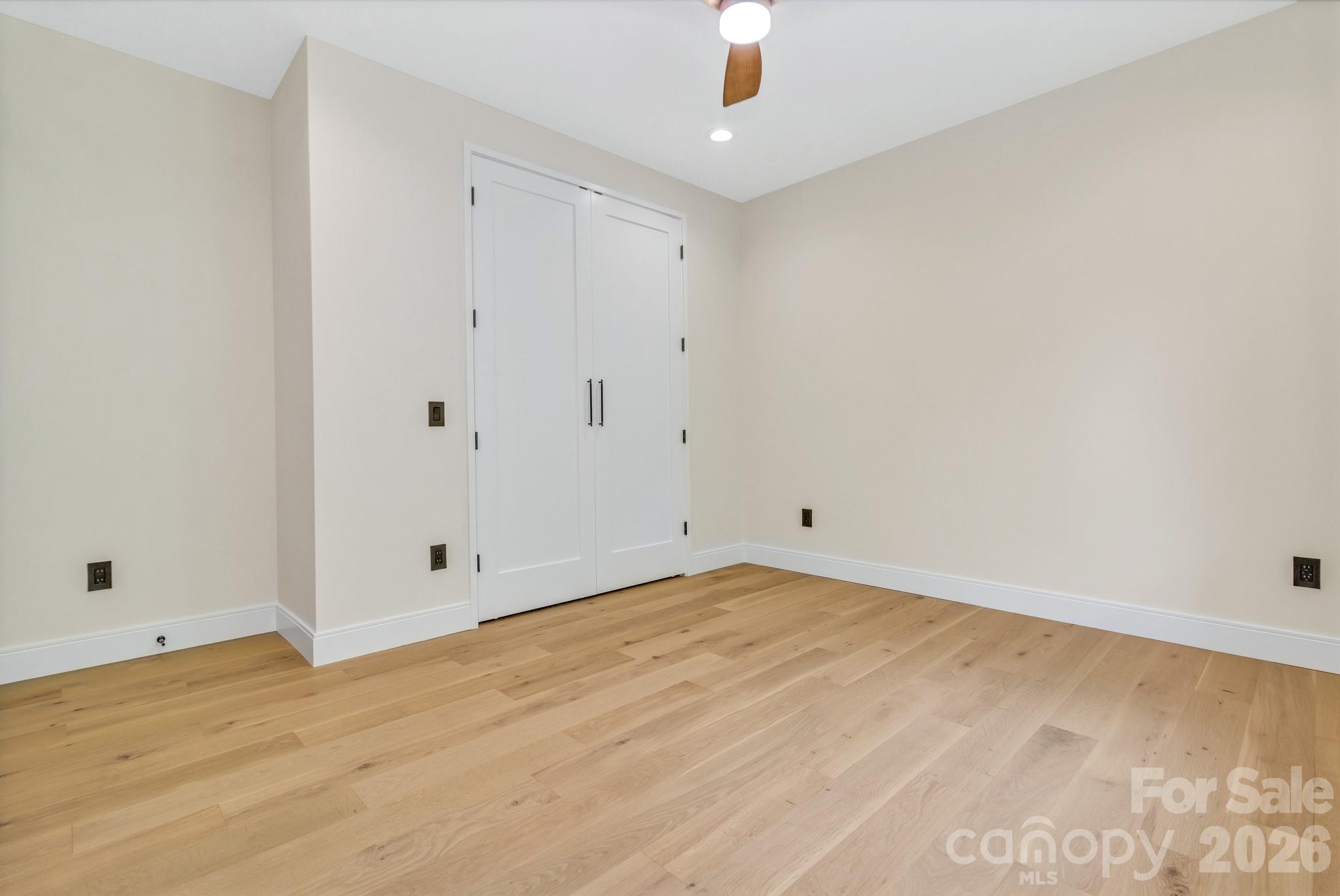 134 View Ridge Parkway Leicester, NC 28748 - Photo 39 of 48 a view of an empty room