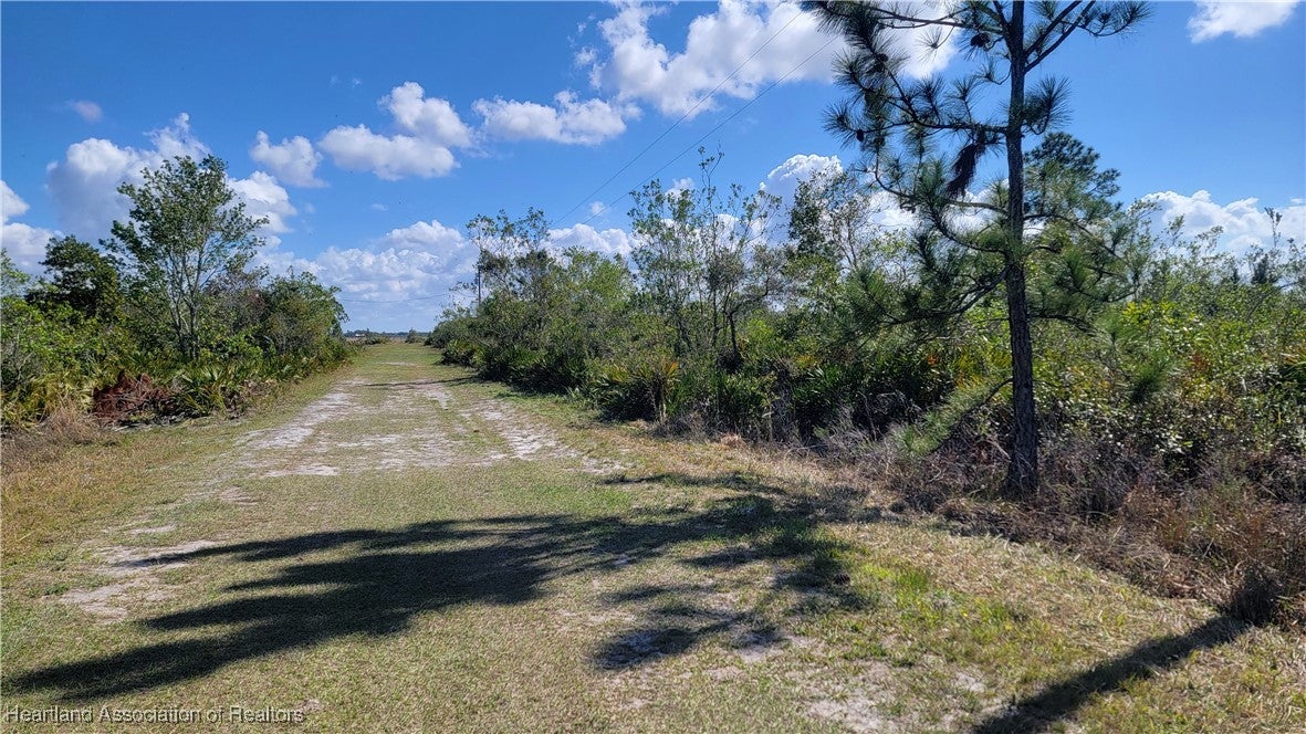 1061 Riding Drive Lorida, FL 33857 - Photo 13 of 21 Gallery Image 13