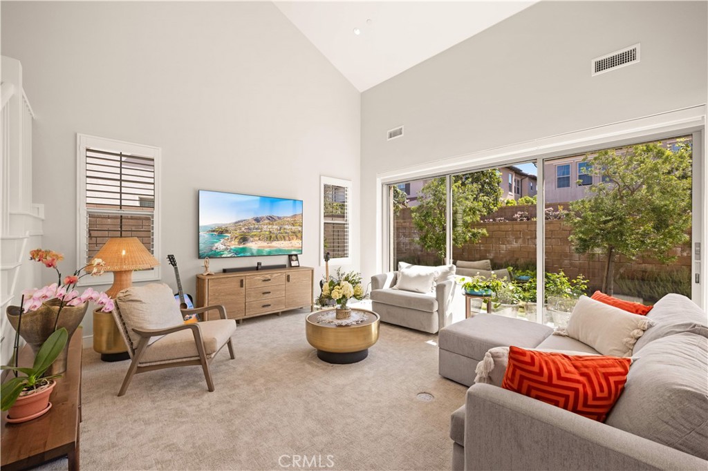 60 Rotunda Irvine, CA 92620 - Photo 15 of 73