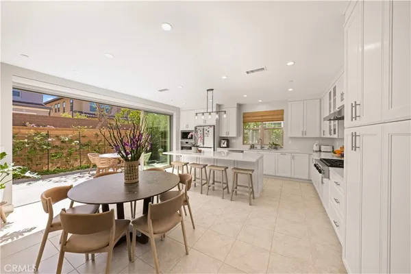 $2,699,000 | 60 Rotunda, Irvine, CA 92620