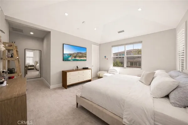 $2,699,000 | 60 Rotunda, Irvine, CA 92620