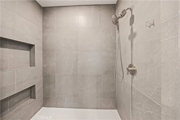 $2,699,000 | 60 Rotunda, Irvine, CA 92620