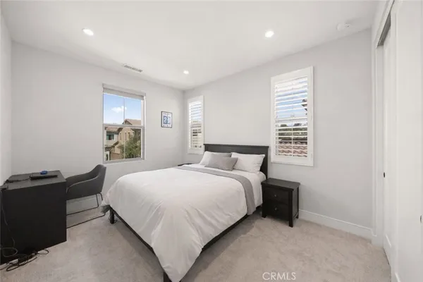 $2,699,000 | 60 Rotunda, Irvine, CA 92620