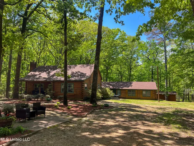 $345,500 | 2432 Attala Road, Kosciusko, MS 39090