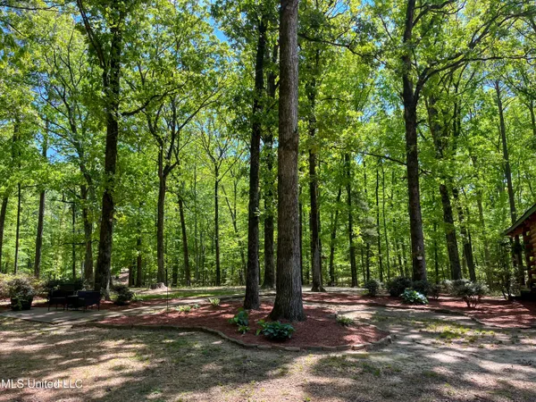 $345,500 | 2432 Attala Road, Kosciusko, MS 39090