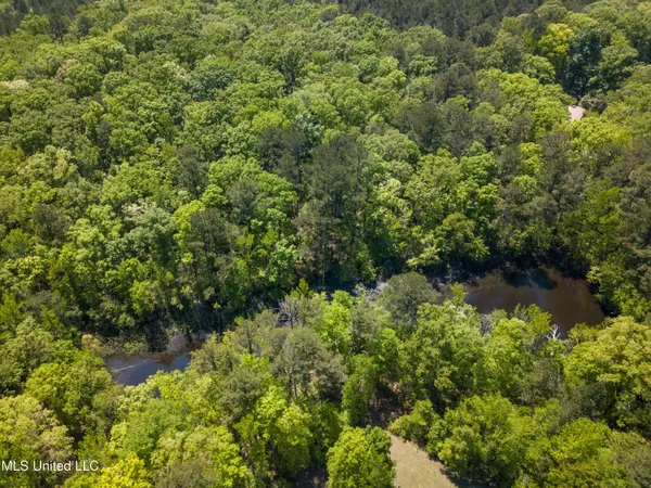 $345,500 | 2432 Attala Road, Kosciusko, MS 39090