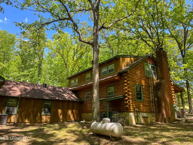 $345,500 | 2432 Attala Road, Kosciusko, MS 39090
