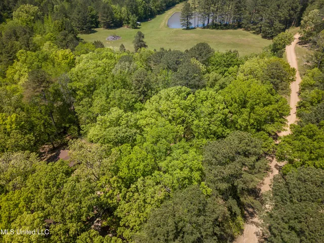 $345,500 | 2432 Attala Road, Kosciusko, MS 39090