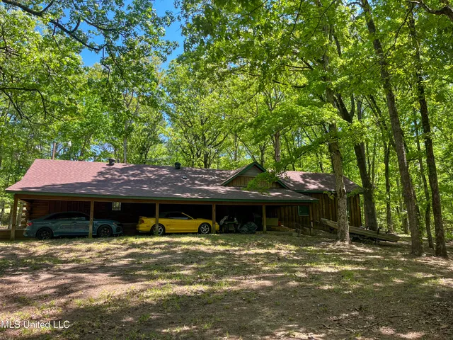 $345,500 | 2432 Attala Road, Kosciusko, MS 39090