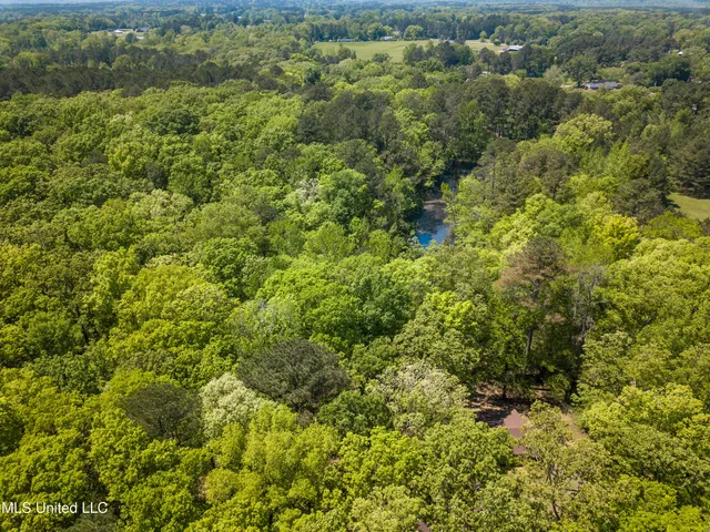 $345,500 | 2432 Attala Road, Kosciusko, MS 39090