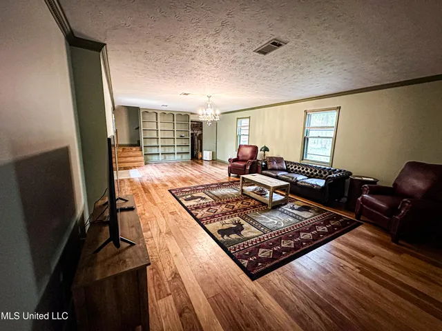 $345,500 | 2432 Attala Road, Kosciusko, MS 39090