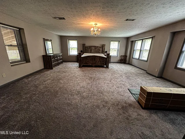 $345,500 | 2432 Attala Road, Kosciusko, MS 39090