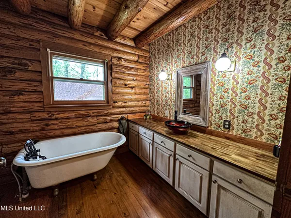 $345,500 | 2432 Attala Road, Kosciusko, MS 39090