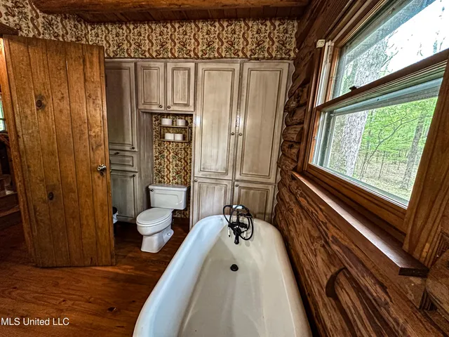 $345,500 | 2432 Attala Road, Kosciusko, MS 39090