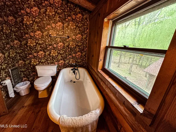 $345,500 | 2432 Attala Road, Kosciusko, MS 39090