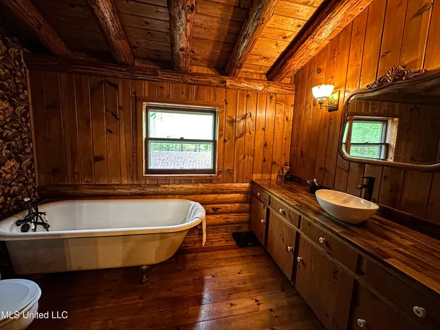 $345,500 | 2432 Attala Road, Kosciusko, MS 39090