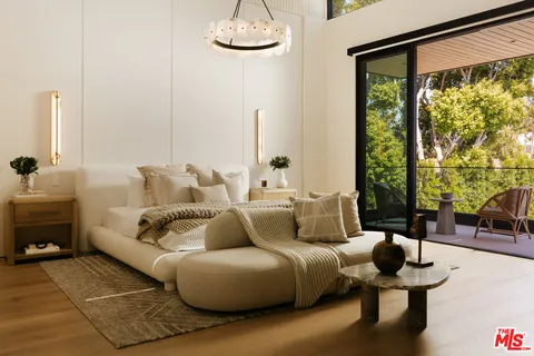 $15,495,000 | 528 Marguerita Avenue, Santa Monica, CA 90402