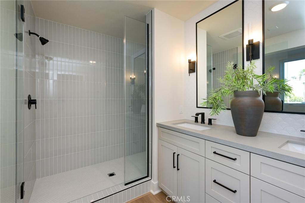 414 Main Street, Unit 400 Huntington Beach, CA 92648 - Photo 20 of 31 Gallery Image 20
