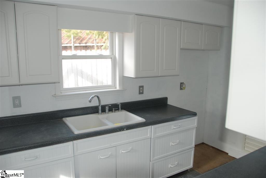425 Raven Cliff Road Cleveland, SC 29635 - Photo 22 of 30 Gallery Image 22