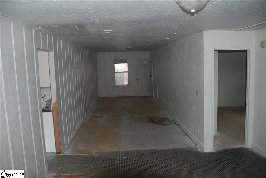 425 Raven Cliff Road Cleveland, SC 29635 - Photo 23 of 30 Gallery Image 23
