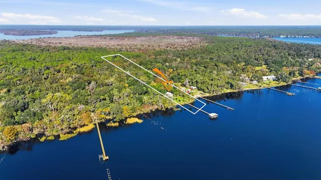 $874,900 | 266 Drayton Island Road, Georgetown, FL 32139