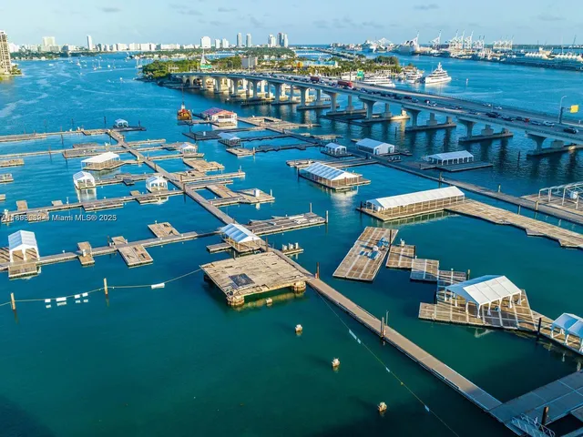 $420,000 | 555 Northeast 15th Street, Unit 26E, Miami, FL 33132