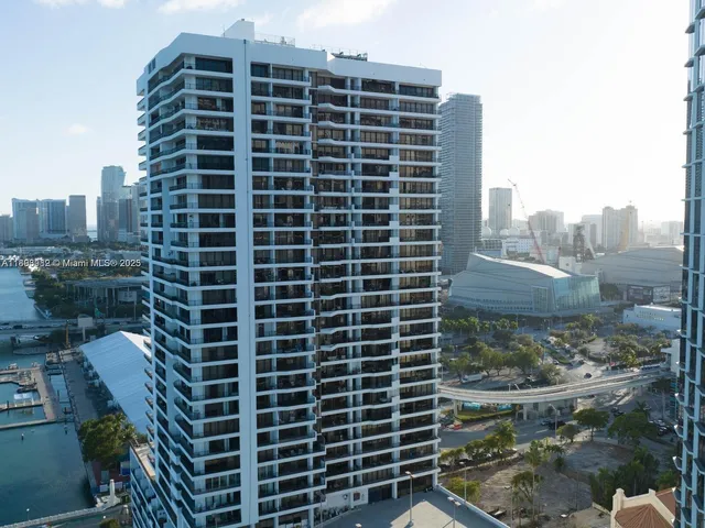 $420,000 | 555 Northeast 15th Street, Unit 26E, Miami, FL 33132
