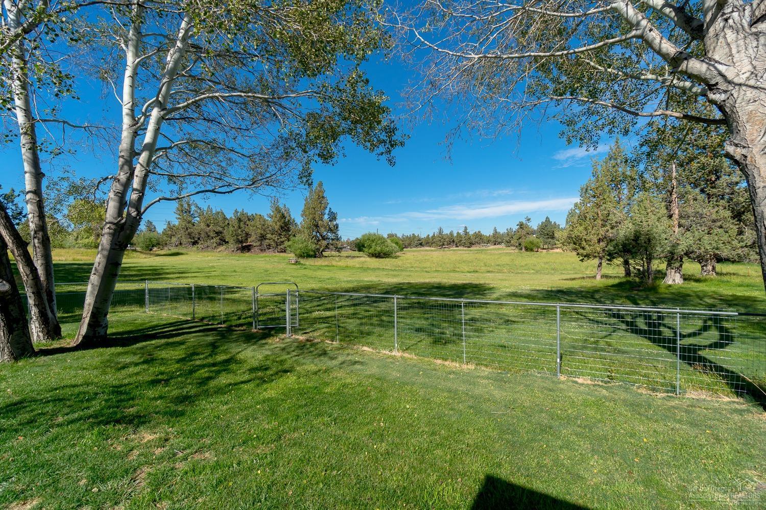 62435 Powell Butte Road Bend, OR 97701 - Photo 23 of 25 Gallery Image 23