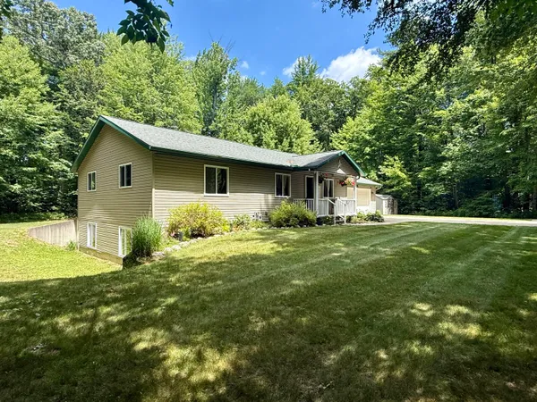 $358,000 | 19390 Timberland Drive, Howard City, MI 49329
