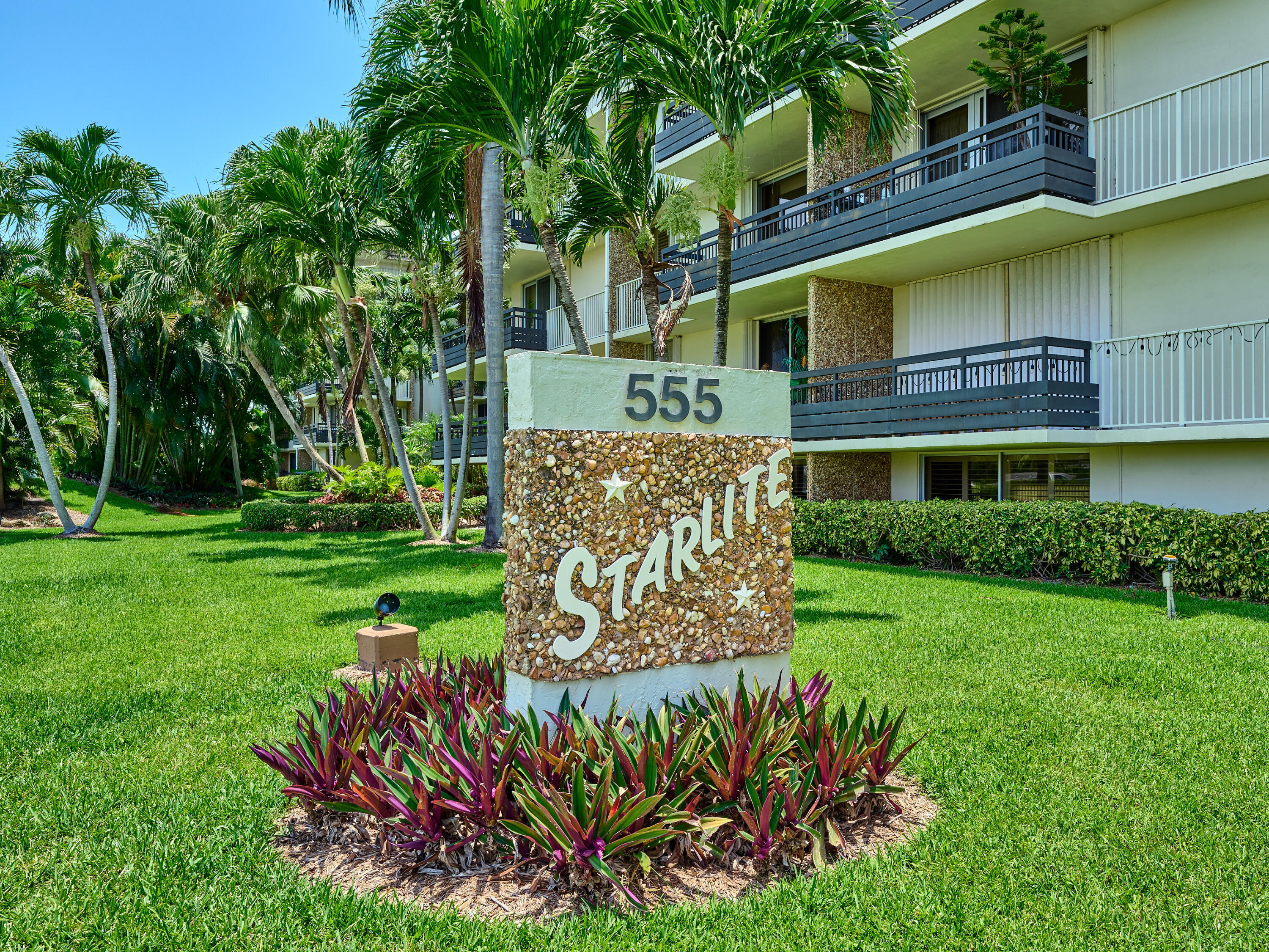 555 Northwest 4th Avenue, Unit 401 Boca Raton, FL 33432 - Photo 41 of 41 Starlite Community Sign