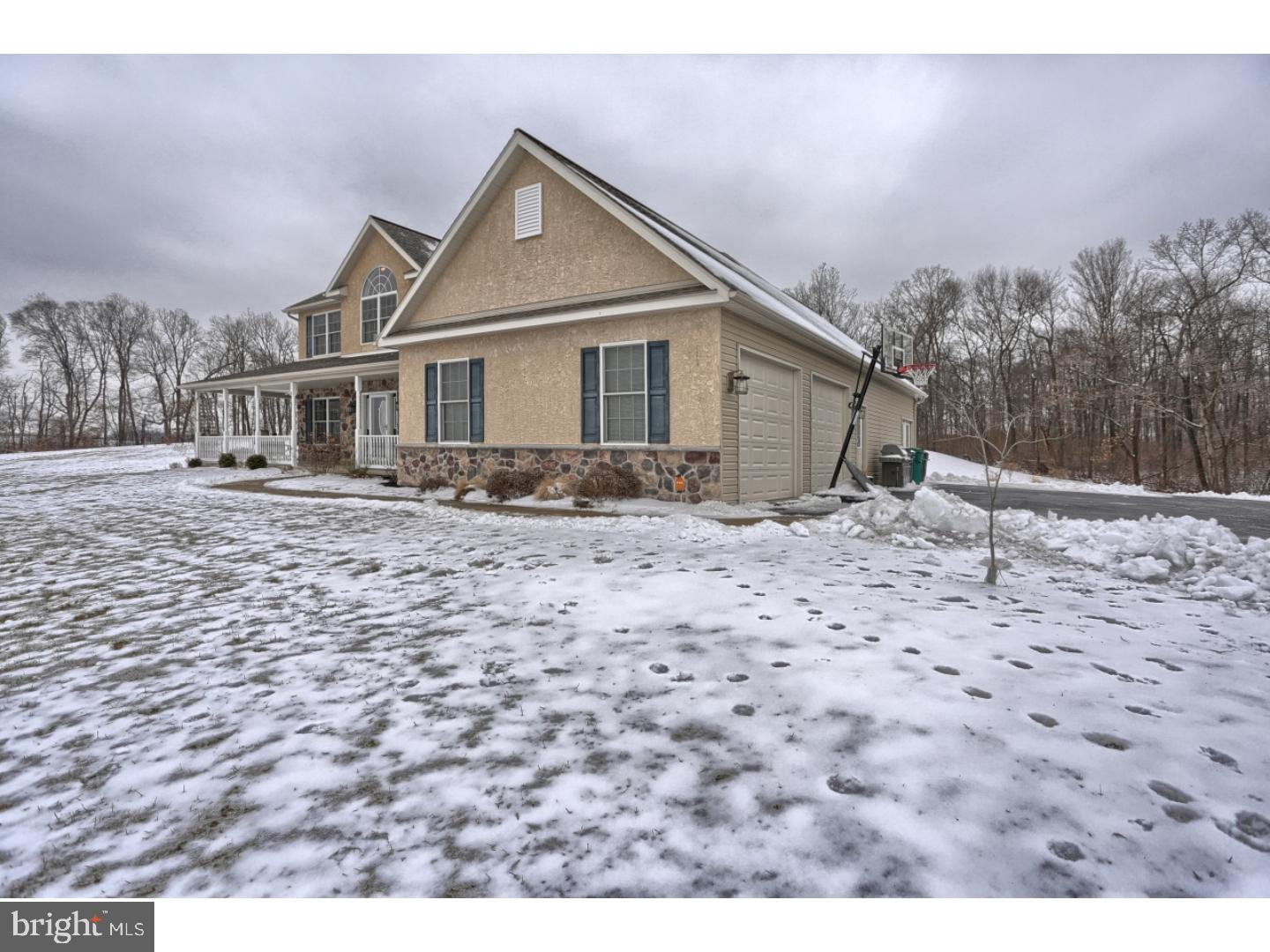 1045 Long Ln Road Kutztown, PA 19530 - Photo 2 of 25 Gallery Image 2