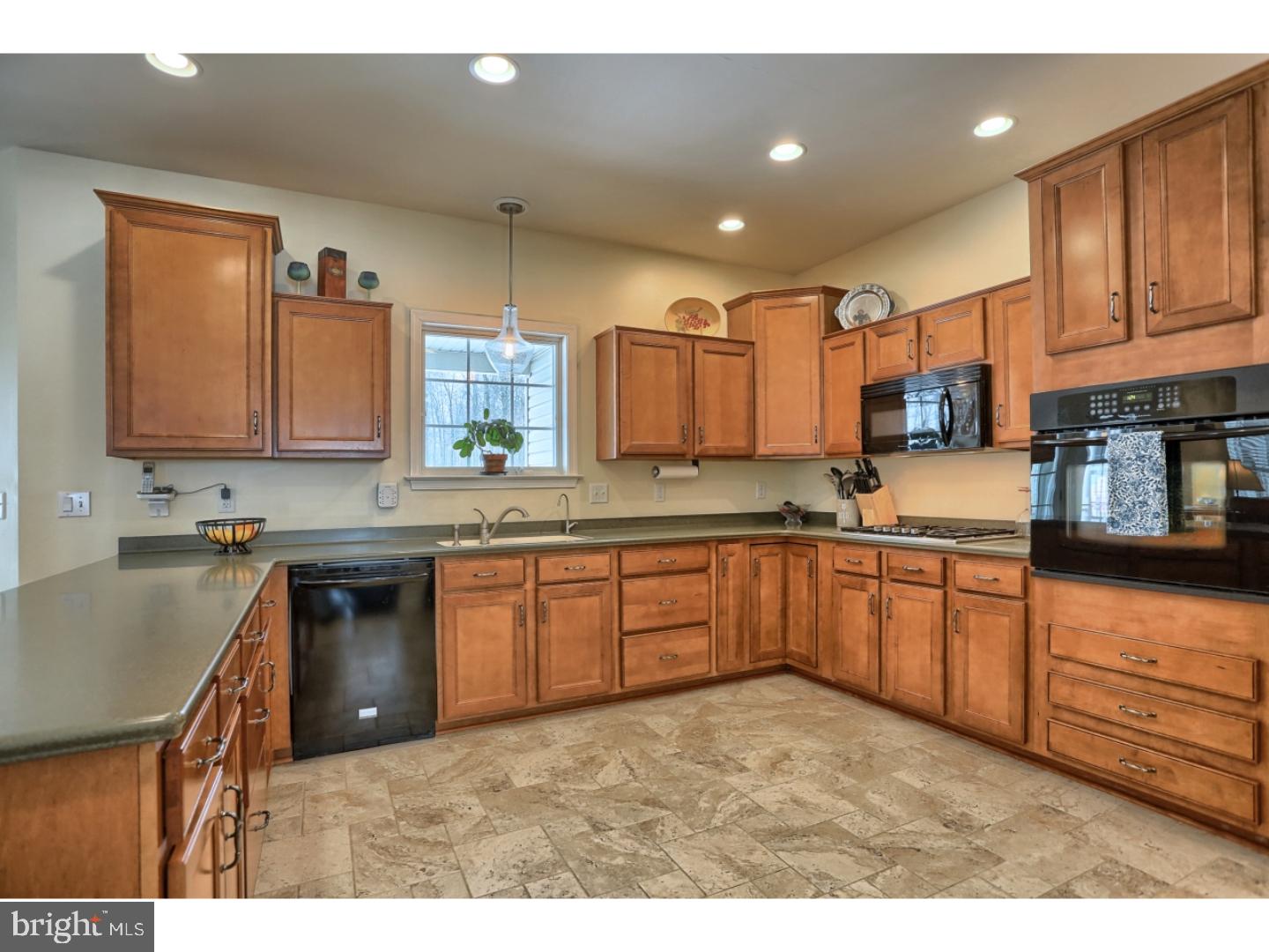 1045 Long Ln Road Kutztown, PA 19530 - Photo 6 of 25 Gallery Image 6