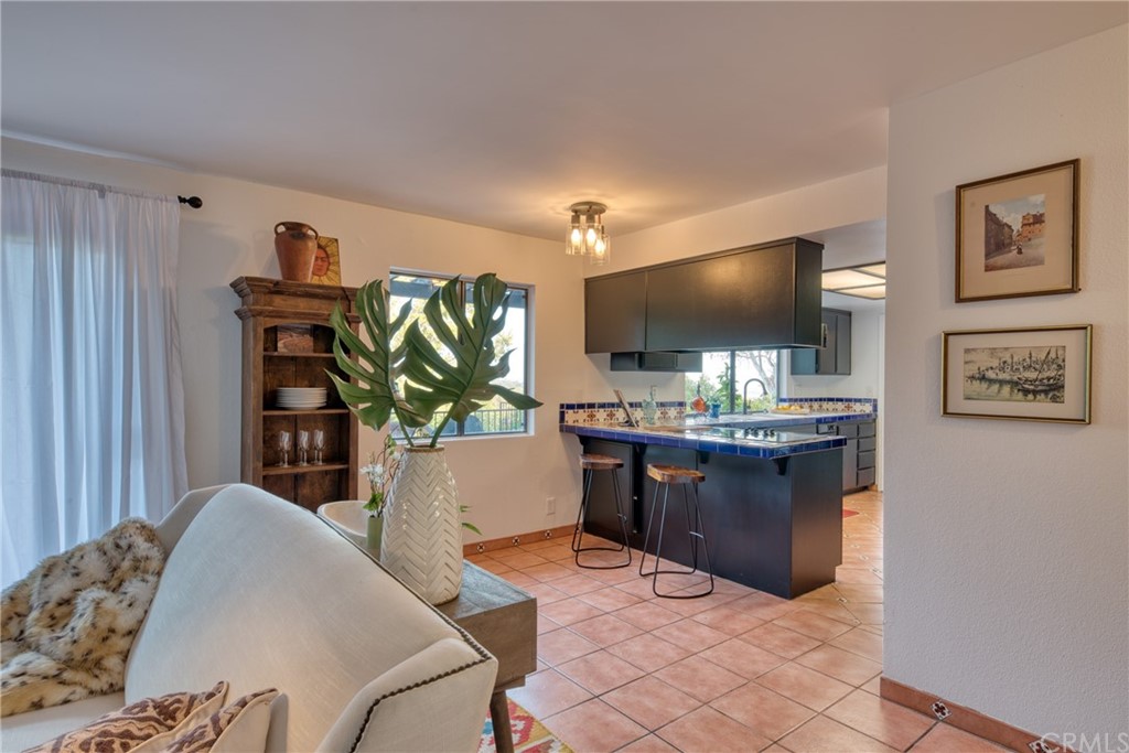 314 Shadow Lane Monrovia, CA 91016 - Photo 17 of 43 a living room with furniture potted plant and flat screen tv