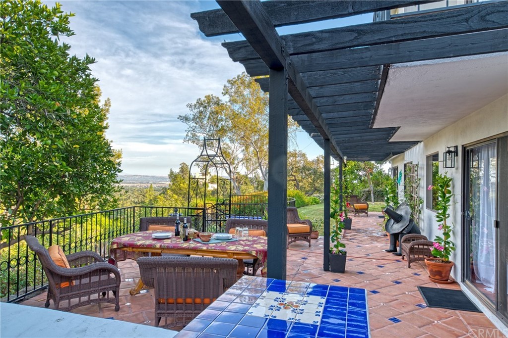 314 Shadow Lane Monrovia, CA 91016 - Photo 40 of 43 a outdoor space with patio the couches and dining table with garden view