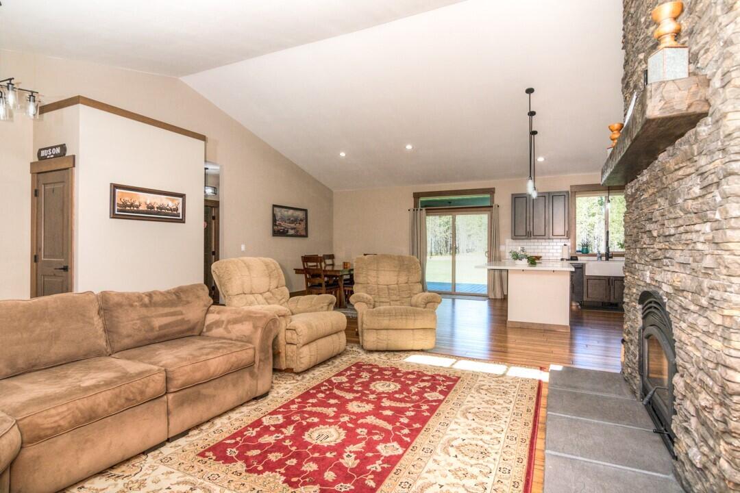 55085 Jackpine Way Bend, OR 97707 - Photo 12 of 36 thumbnail_Jackpine wya 55085 (14 of 40)