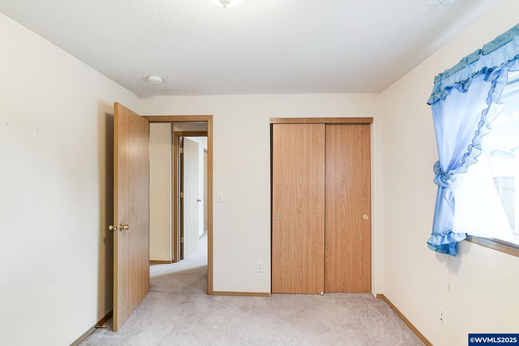 1057 B Loop Lebanon, OR 97355 - Photo 21 of 31