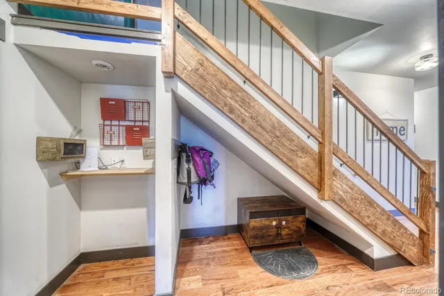a view of entryway and hall