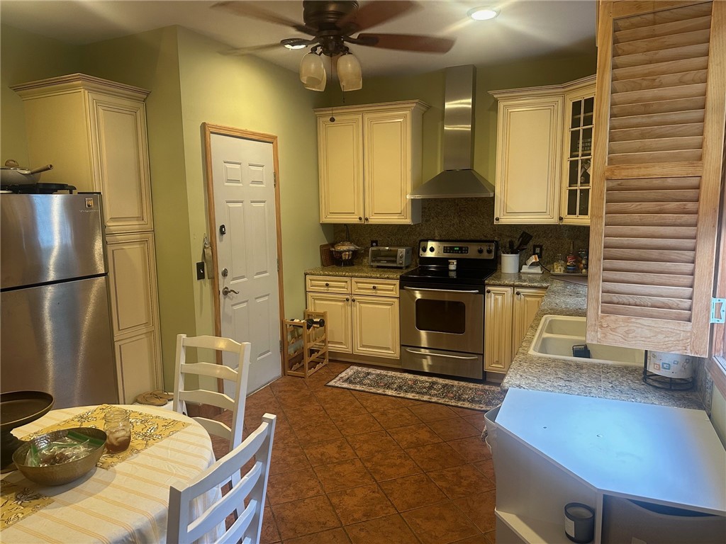 27 Vick Park B Rochester, NY 14607 - Photo 11 of 50 Apt #1 Kitchen