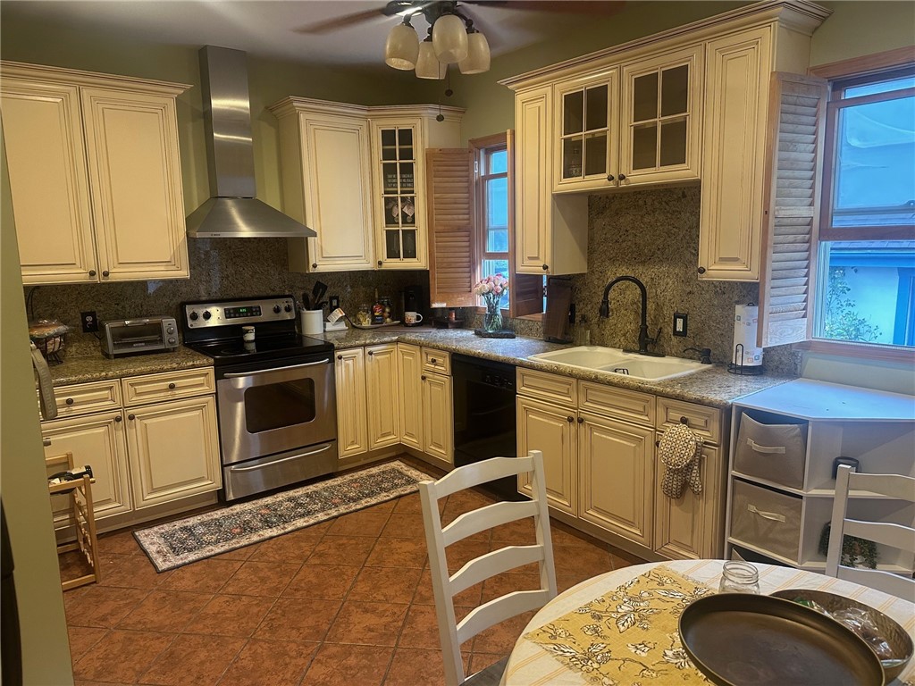 27 Vick Park B Rochester, NY 14607 - Photo 12 of 50 Apt #1 Kitchen