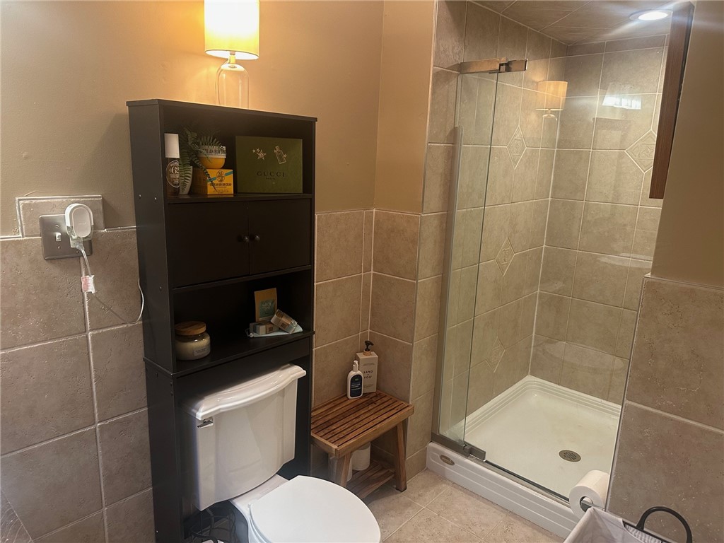 27 Vick Park B Rochester, NY 14607 - Photo 15 of 50 Apt #1 Bath