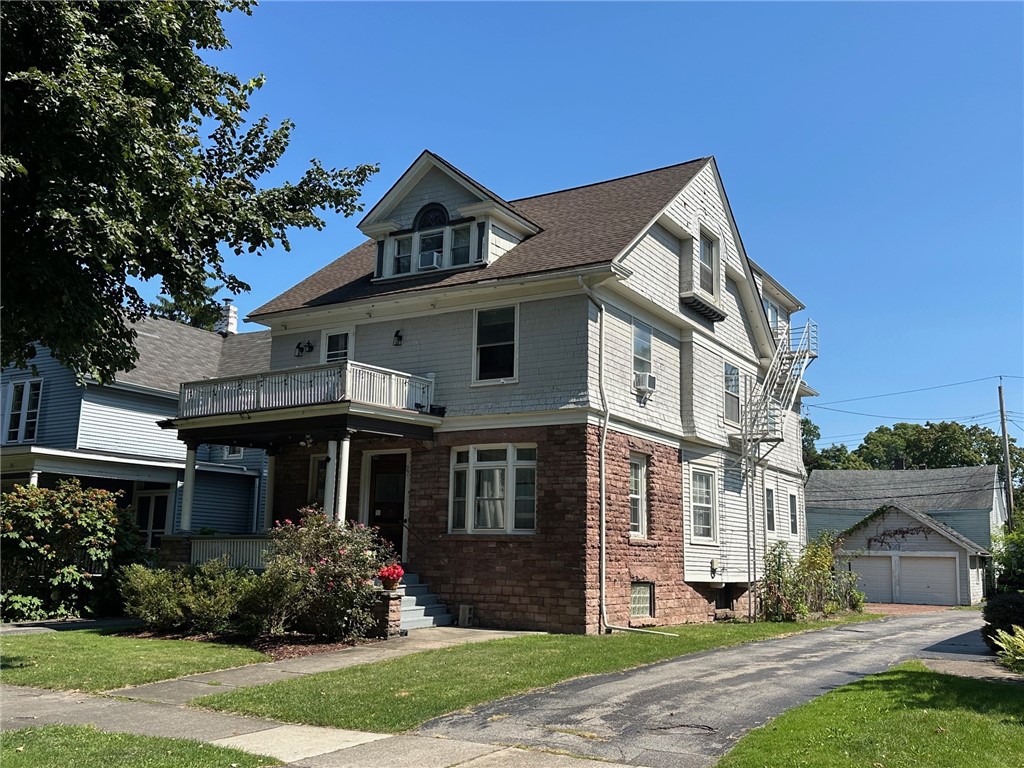 27 Vick Park B Rochester, NY 14607 - Photo 2 of 50 27 Vick Pak A